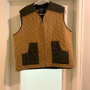 NWOT Men’s Bill’s Khaki’s Field Vest, XL